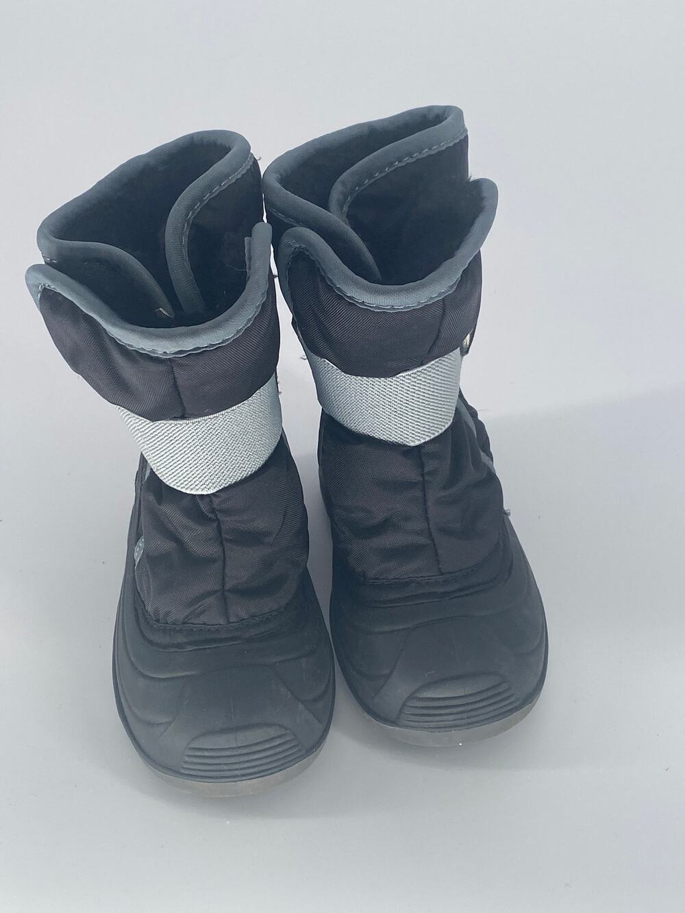 Kamik Kids Size 7 Black Winter Snow Boots Insulated Cold Weather